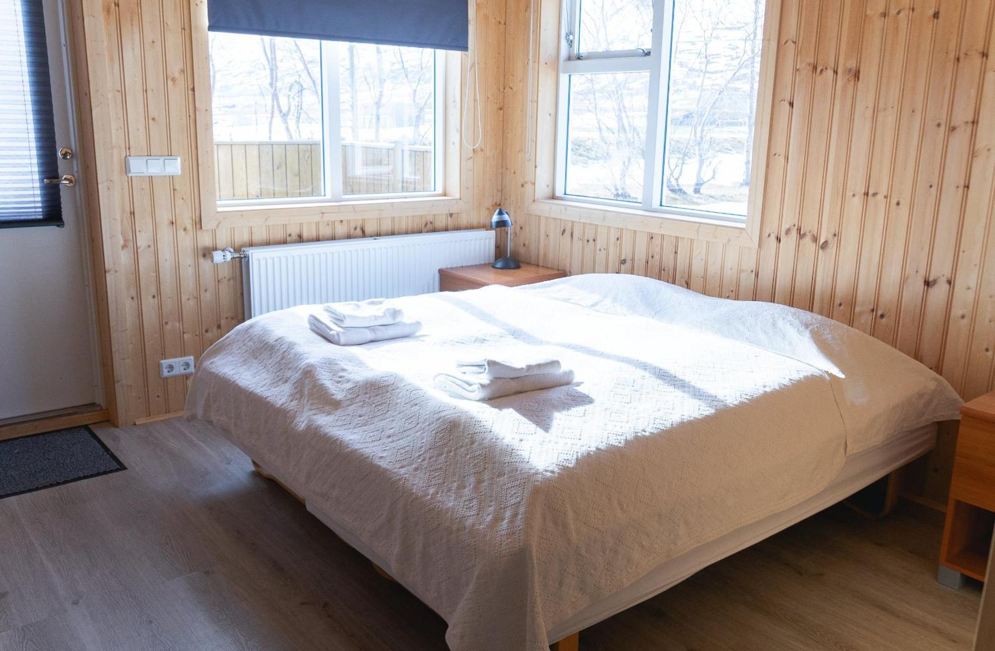 Hotel Dalvik Luaran gambar